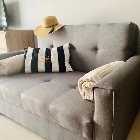 Apartament- Blisko Morza- W Trzech Koronach Z Prv Miejscem Parkingowym W Cenie! Świnoujście Esterno foto